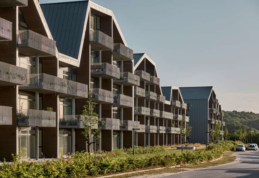 Aufregende Dachkonstruktion, eingedeckt mit DS Nordic Klickfalz, Udsigten – Vester Ringvej 45, 8600 Silkeborg, Dänemark